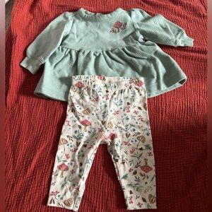 Baby girls 0-3m Carters long sleeve mushroom print set.